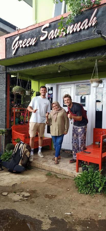 Green Savannah Homestay Syariah Diyeng Eksteriør billede